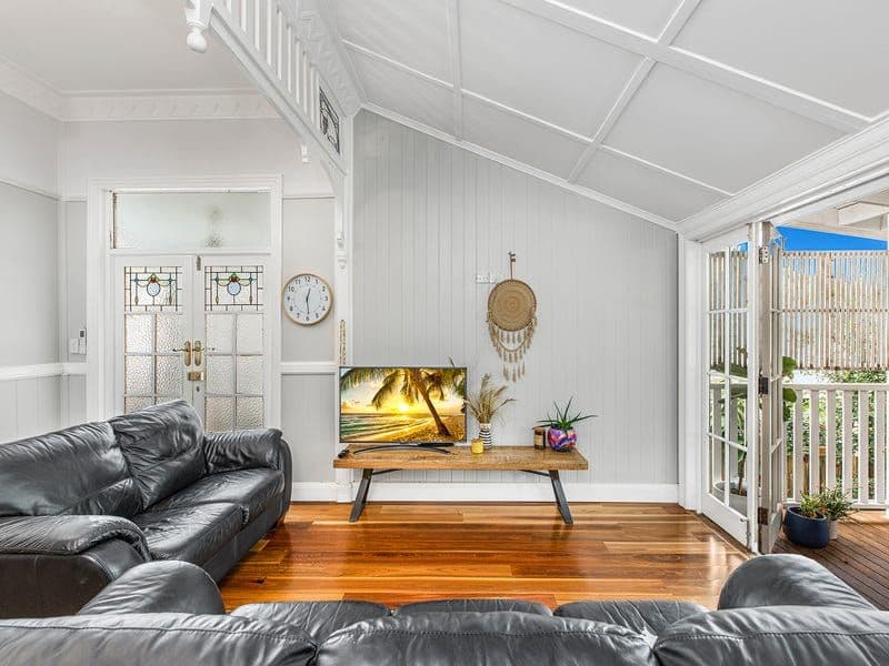 12 Carbethon Street, Manly QLD 4179, Manly - Thumbnail 2
