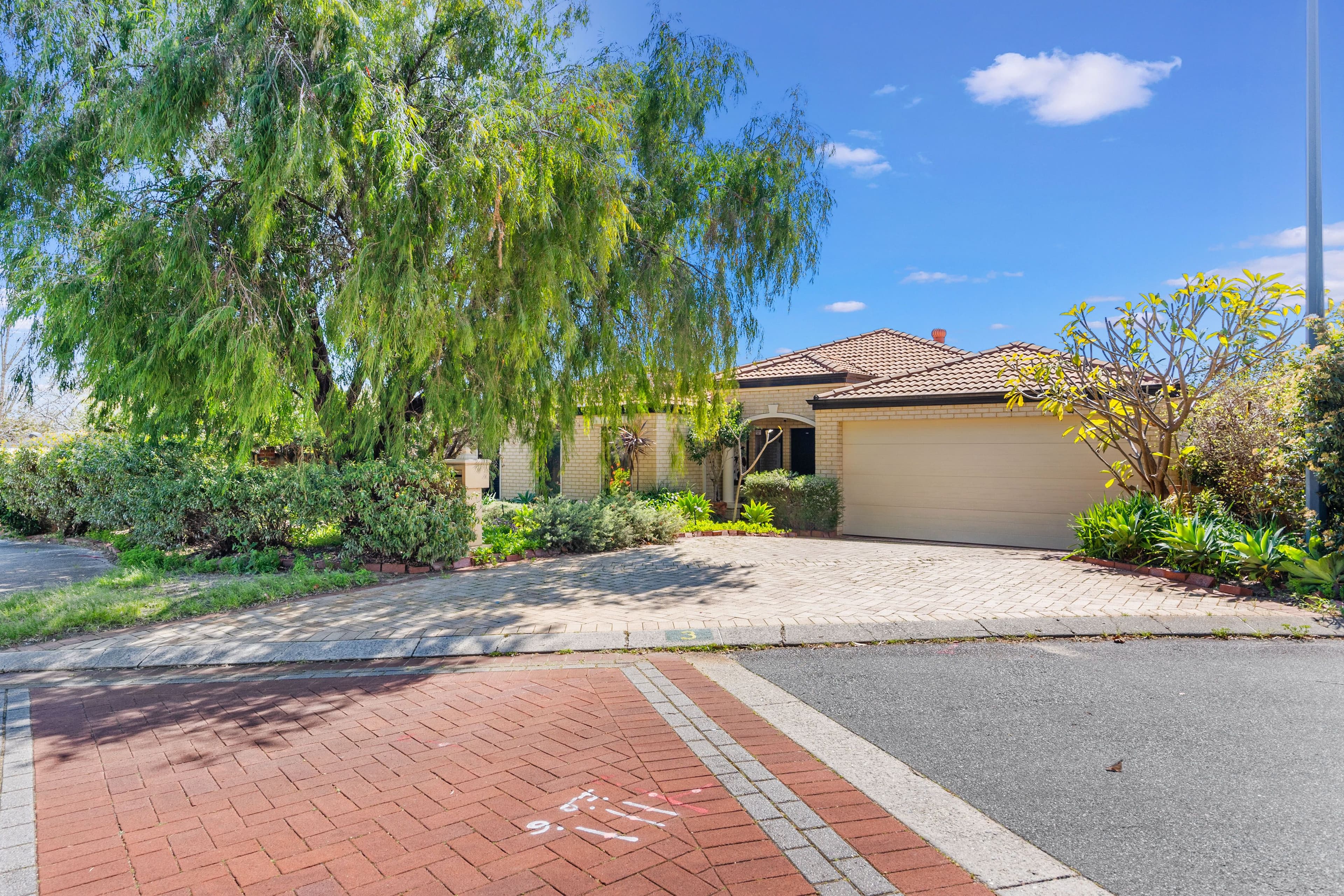 3 Kingsway, Madeley WA 6065, Madeley - Thumbnail 2