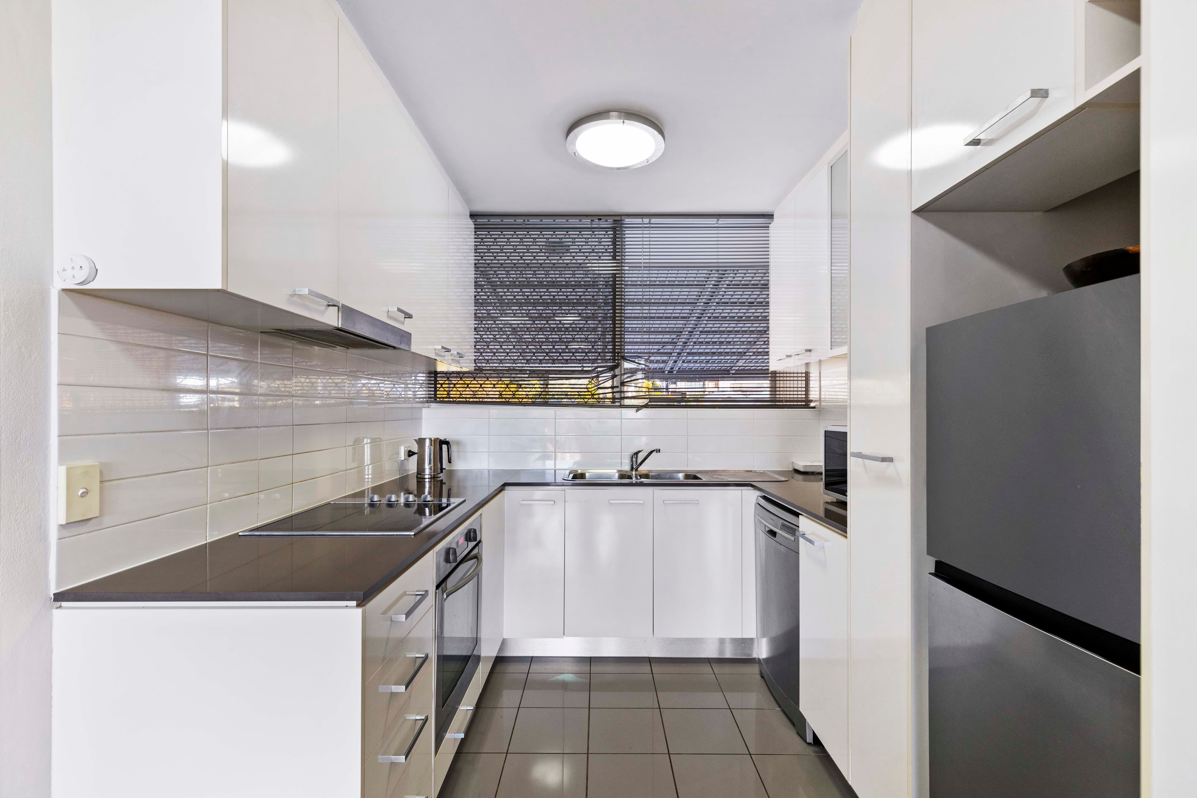 12 Stopford Street, Wooloowin QLD 4030, Wooloowin - Thumbnail 2