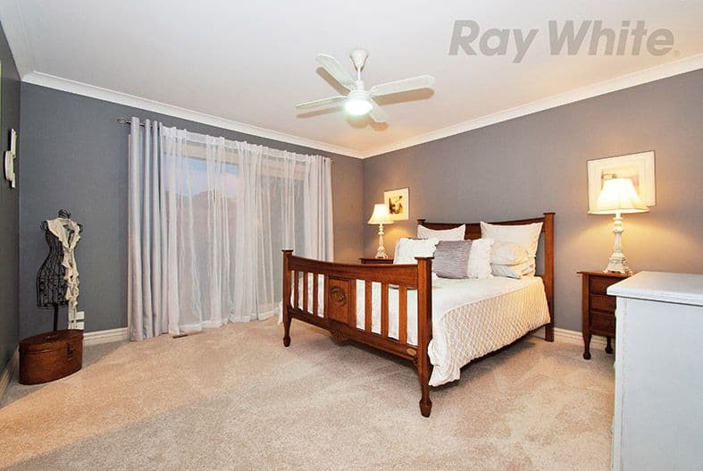 17 AMBLESIDE Close, Mooroolbark VIC 3138, Mooroolbark - Thumbnail 4