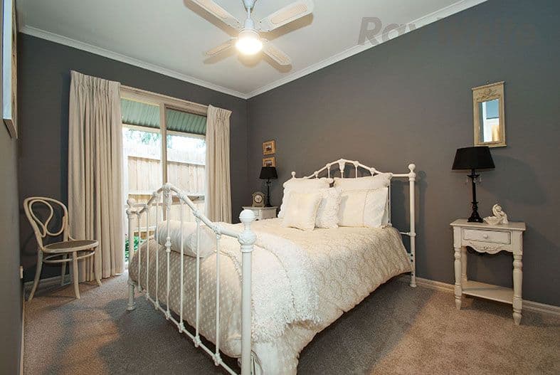 17 AMBLESIDE Close, Mooroolbark VIC 3138, Mooroolbark - Thumbnail 6
