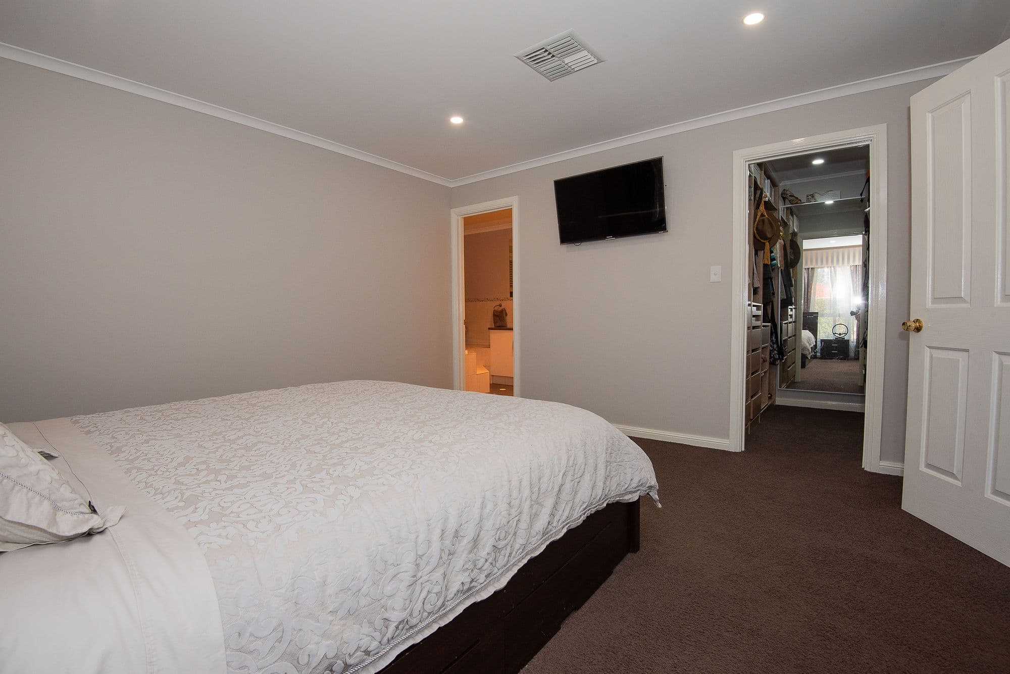10-12 Haynes Street, Whyalla Norrie SA 5608, Whyalla Norrie - Thumbnail 8