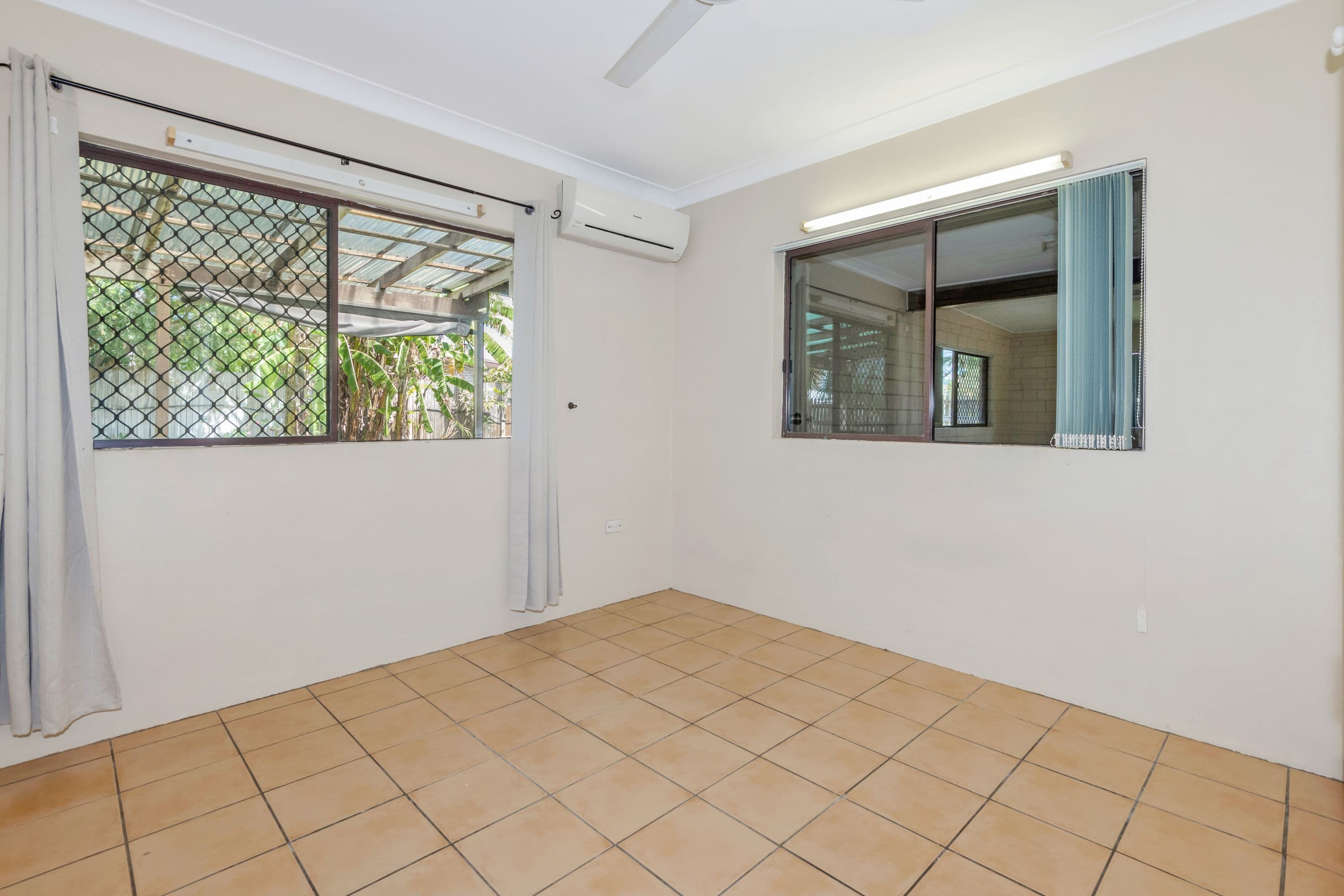 12 Banksia Street, Kirwan QLD 4817, Kirwan - Thumbnail 6