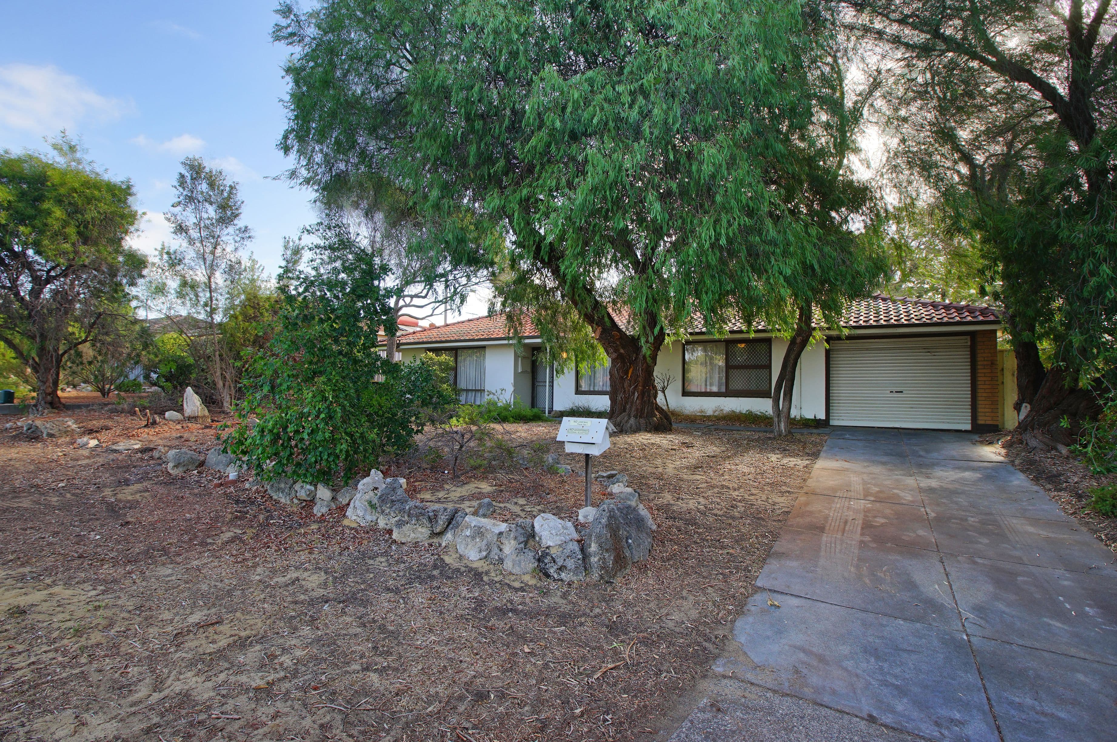 9 Davies Crescent, Kardinya WA 6163, Kardinya - Image 1
