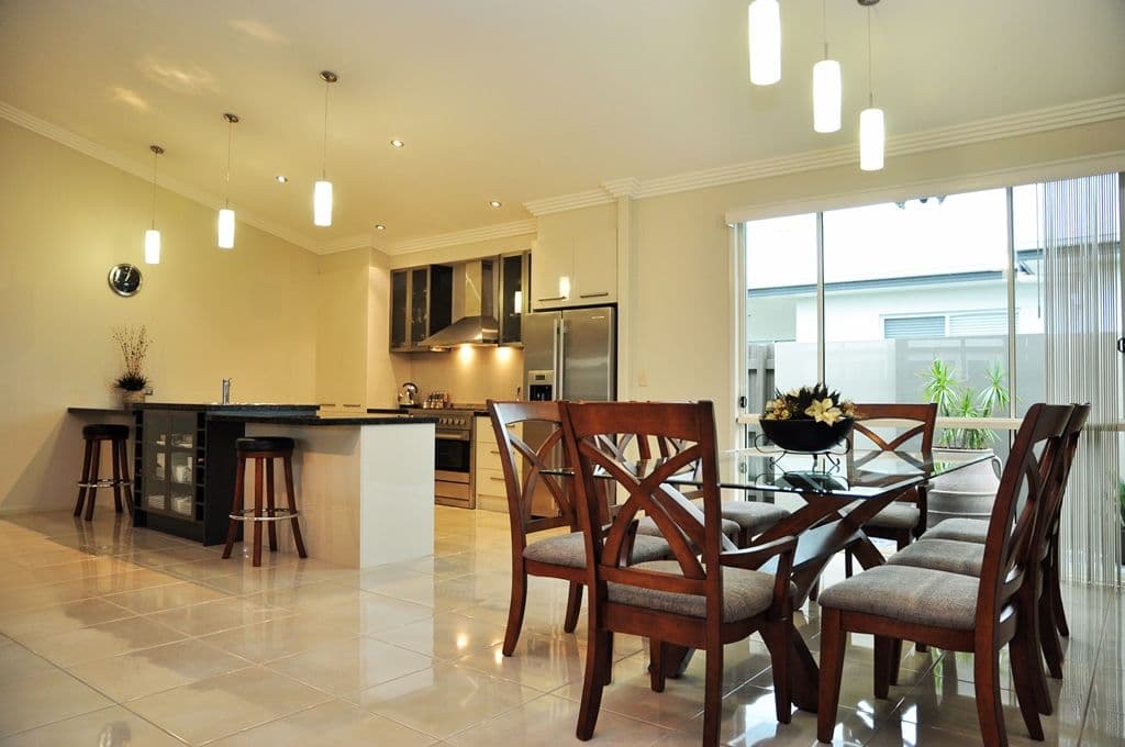 8 Beardsworth Court, MIDDLE RIDGE QLD 4350, Middle Ridge - Thumbnail 2