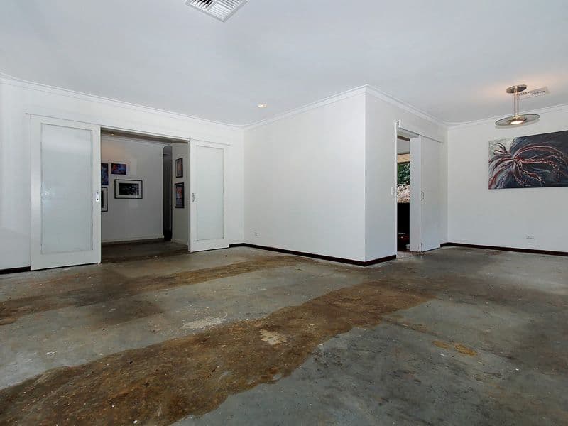 8 Kimbarlee Way, LESMURDIE WA 6076, Lesmurdie - Thumbnail 5