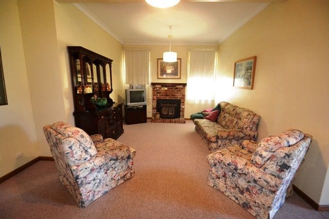 29 Loco Street, SEYMOUR VIC 3660, Seymour - Thumbnail 4