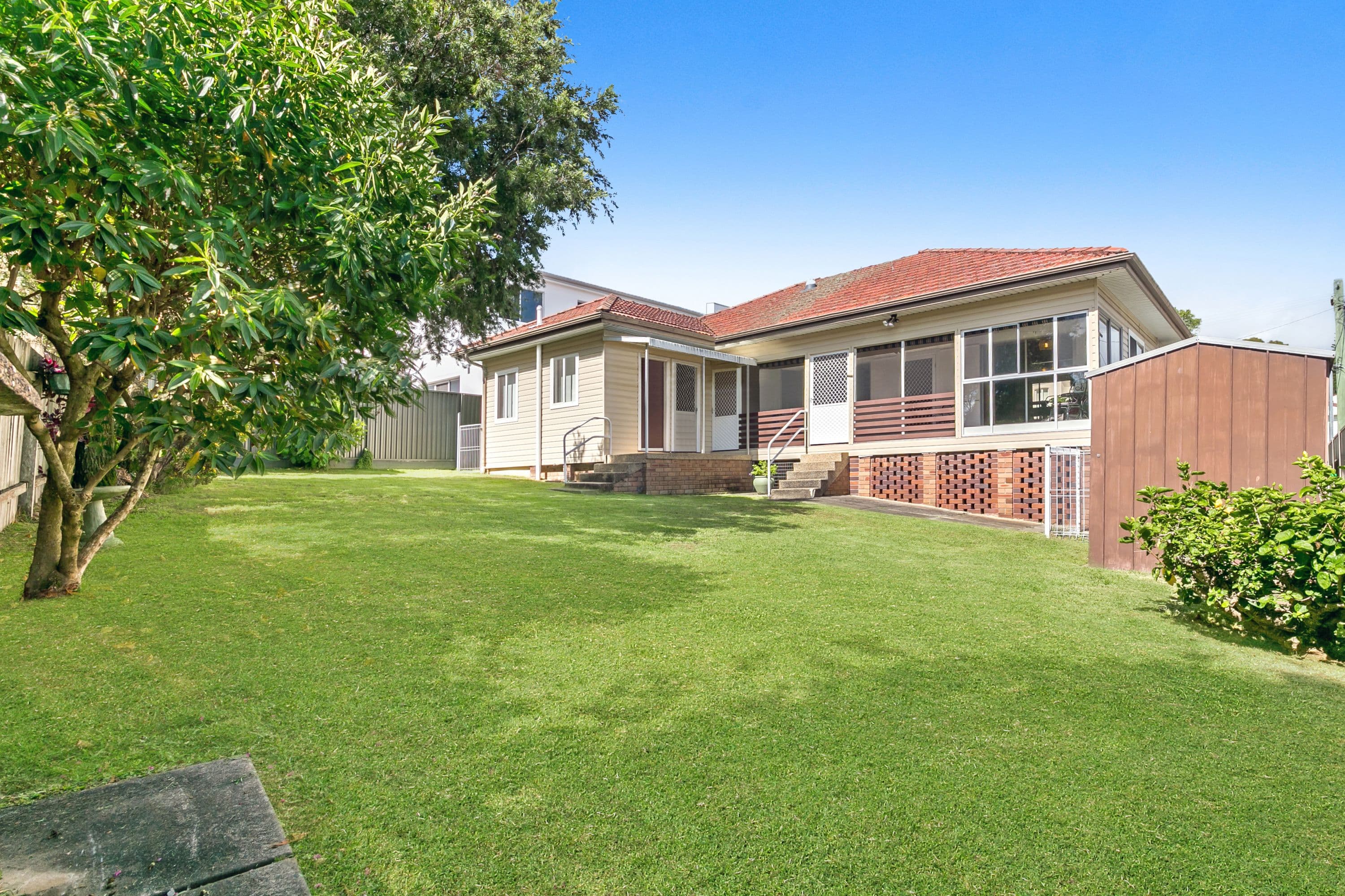 7 Osgathorpe Road, Gladesville - Thumbnail 3