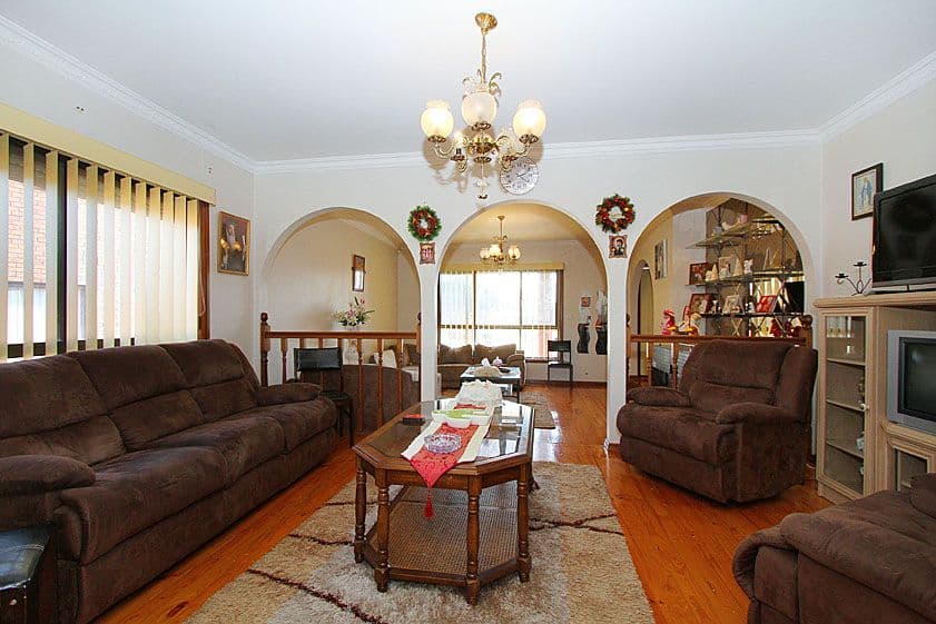 5 Warra Court, THOMASTOWN VIC 3074, Thomastown - Thumbnail 4