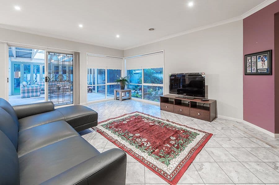 14 Elmwood Place, Craigieburn VIC 3064, Craigieburn - Thumbnail 5