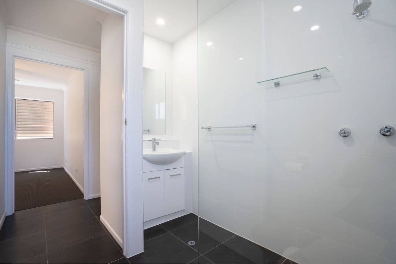 15 Avon Avenue, Banksia Beach QLD 4507, Banksia Beach - Thumbnail 5