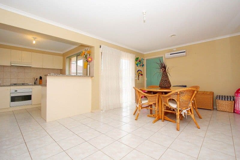 11 Varna Court, HILLSIDE VIC 3037, Hillside - Thumbnail 3