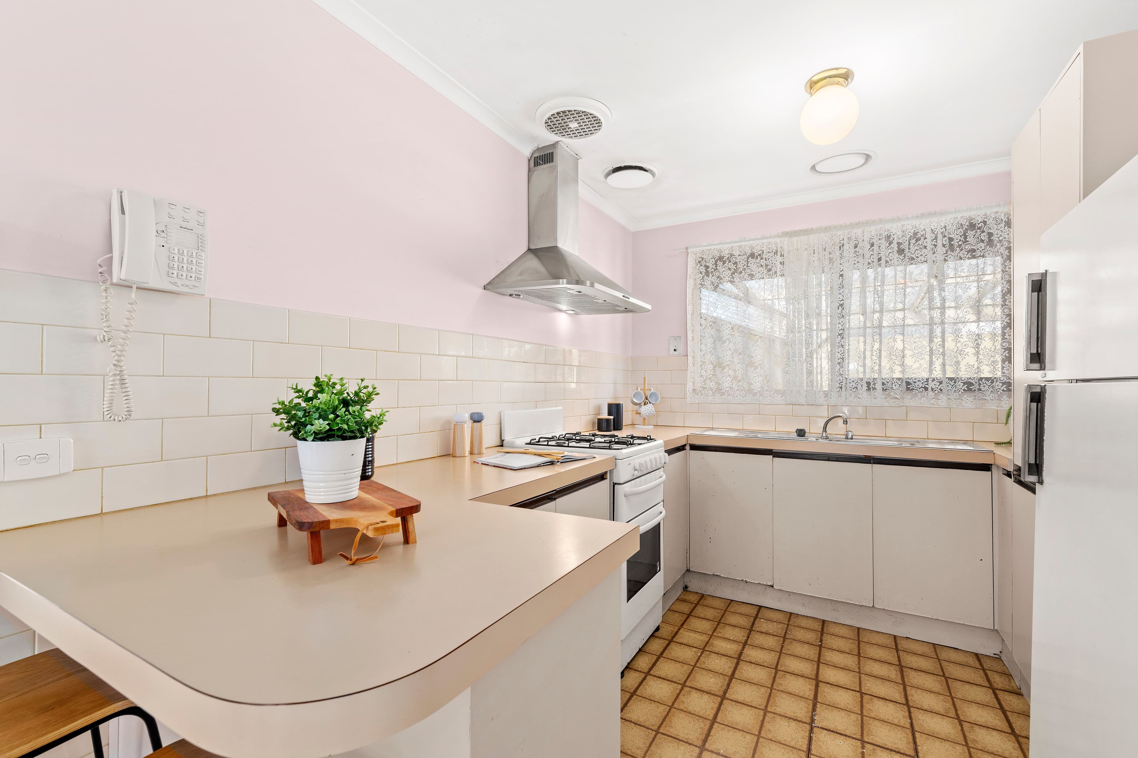 1411 Pascoe Vale Road, Meadow Heights VIC 3048, Meadow Heights - Thumbnail 4