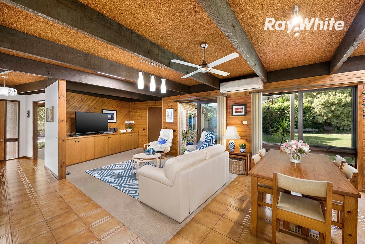5 Downland Place, Dingley Village VIC 3172, Dingley Village - Thumbnail 3