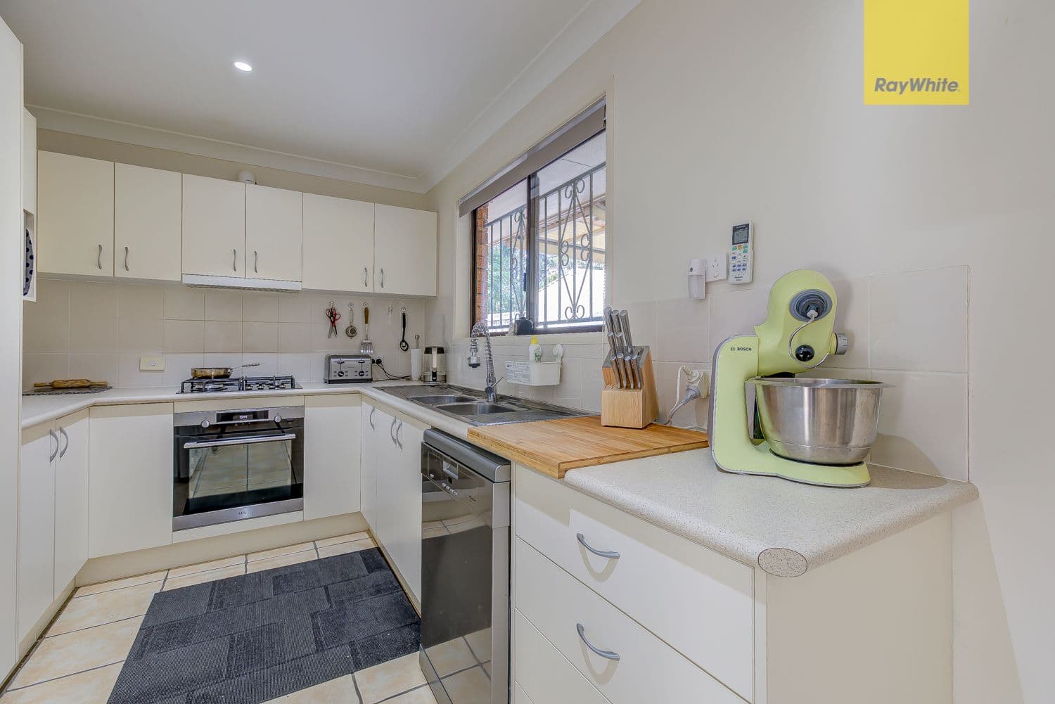 28 Passerine Drive, Rochedale South QLD 4123, Rochedale South - Thumbnail 4