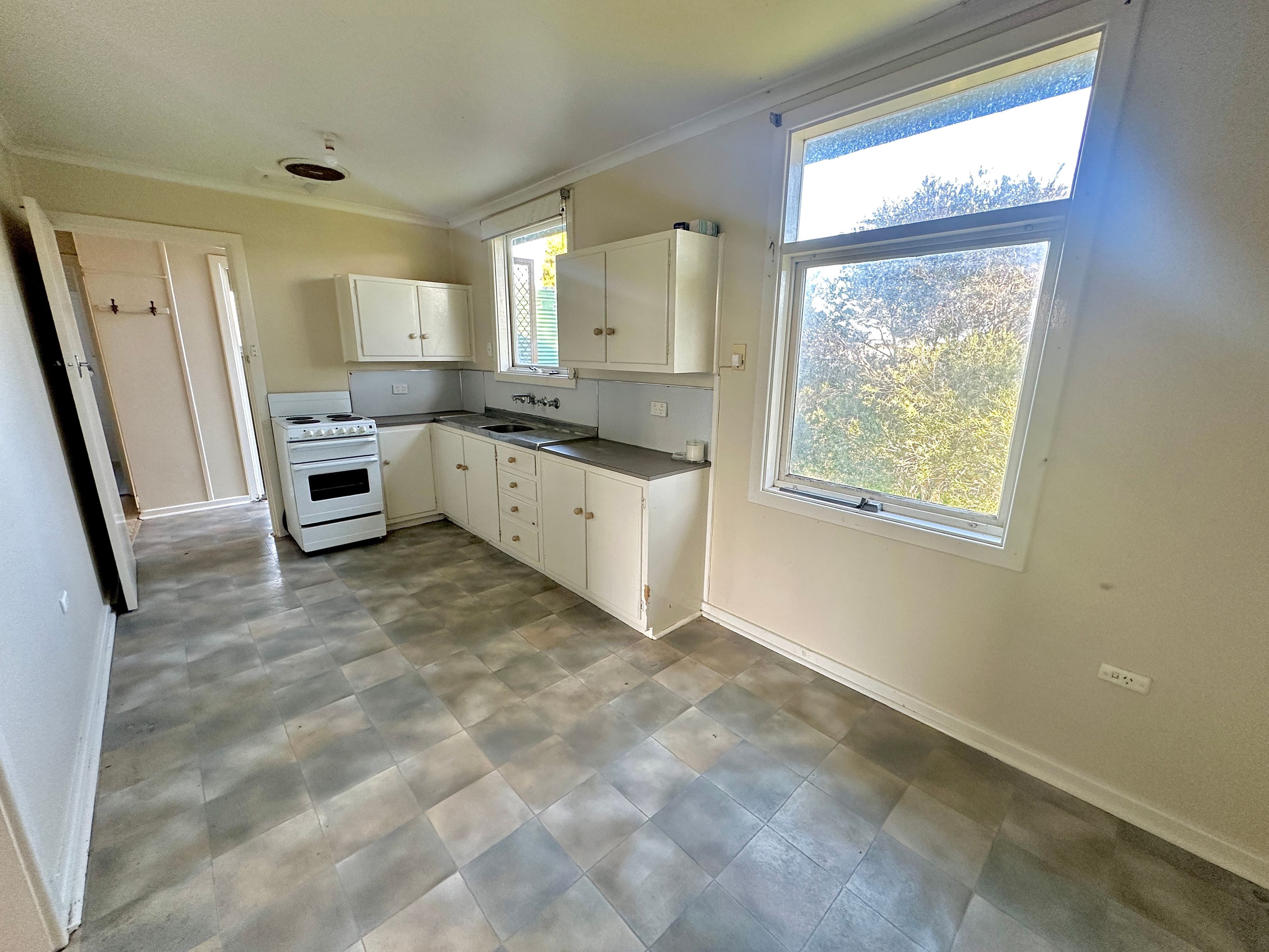 22 Fourth Street, Keith SA 5267, Keith - Thumbnail 2