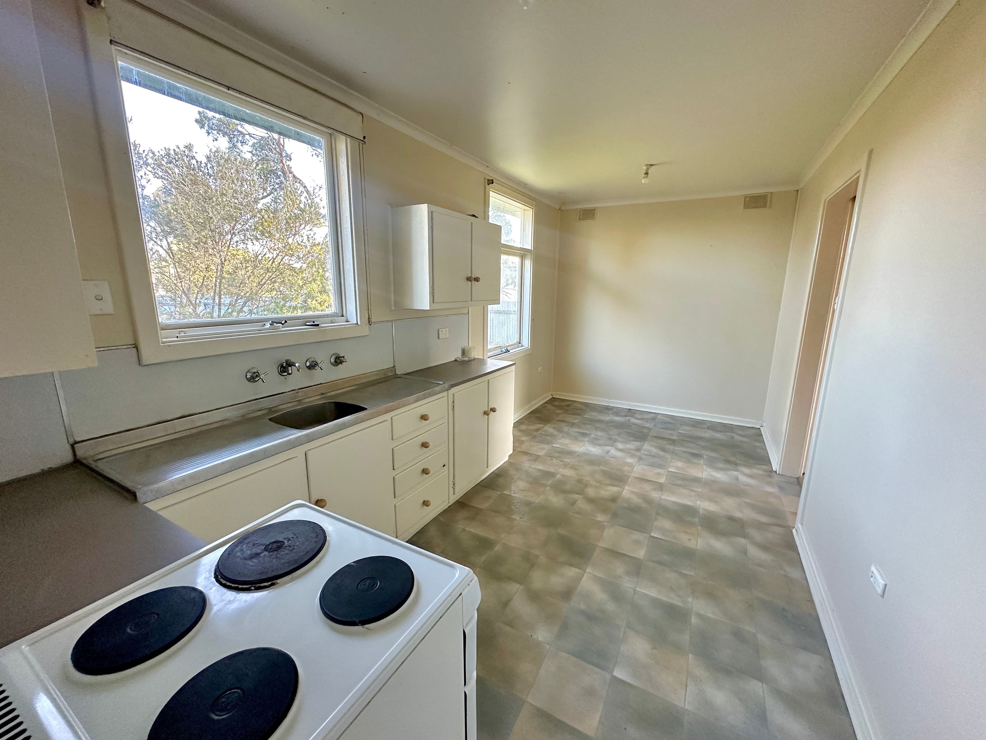 22 Fourth Street, Keith SA 5267, Keith - Thumbnail 3