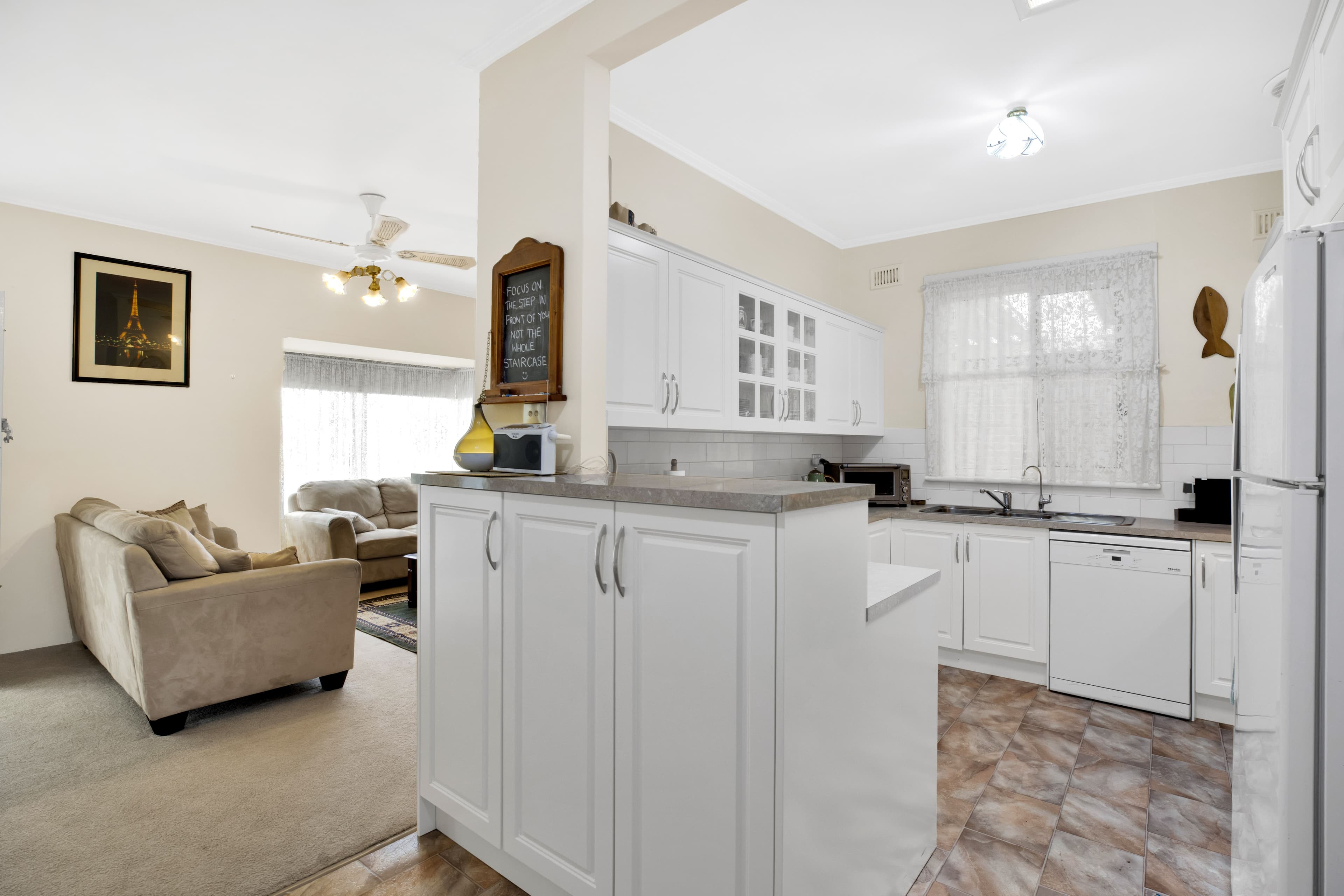 4 York Street, Somerton Park SA 5044, Somerton Park - Thumbnail 4