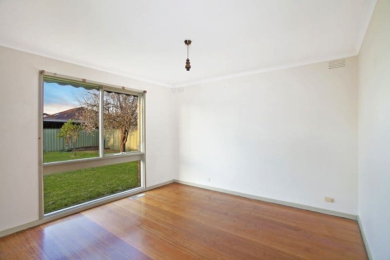 33 Gwent Street, SPRINGVALE SOUTH VIC 3172, Springvale South - Thumbnail 4