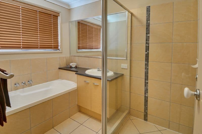 32 Montserrat Crescent, CALOUNDRA WEST QLD 4551, Caloundra West - Thumbnail 7