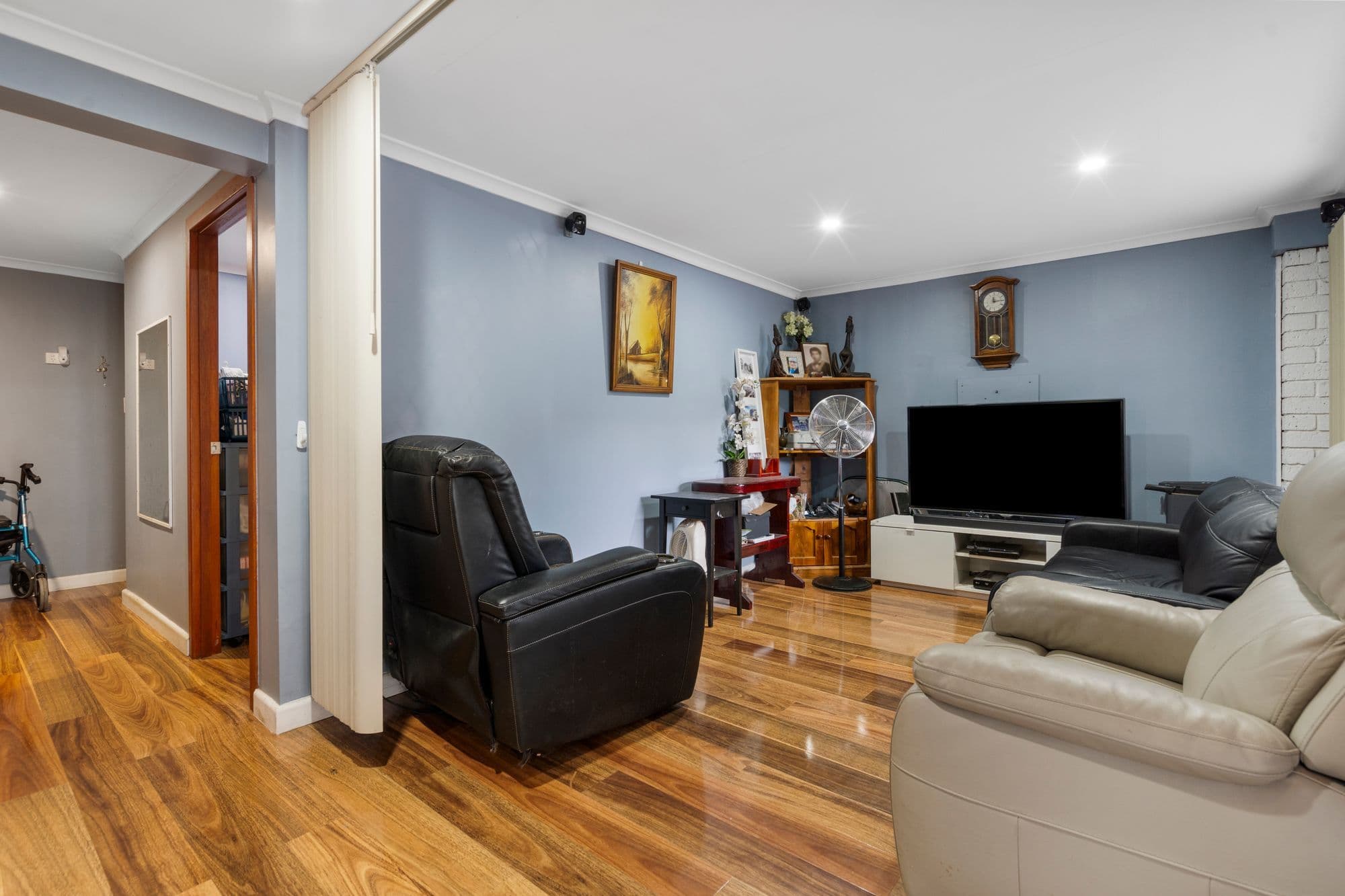 59 Dewar Drive, Loganholme QLD 4129, Loganholme - Thumbnail 2