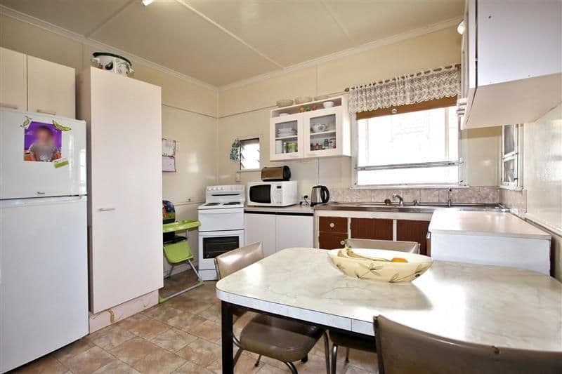 28 Seeney Street, ZILLMERE QLD 4034, Zillmere - Thumbnail 4