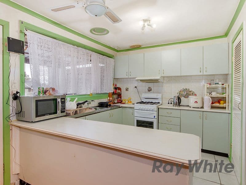 34 charles Street, St Albans VIC 3021, St Albans - Thumbnail 3