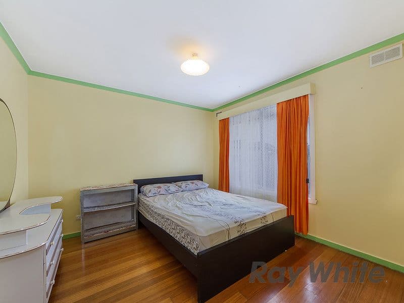 34 charles Street, St Albans VIC 3021, St Albans - Thumbnail 5