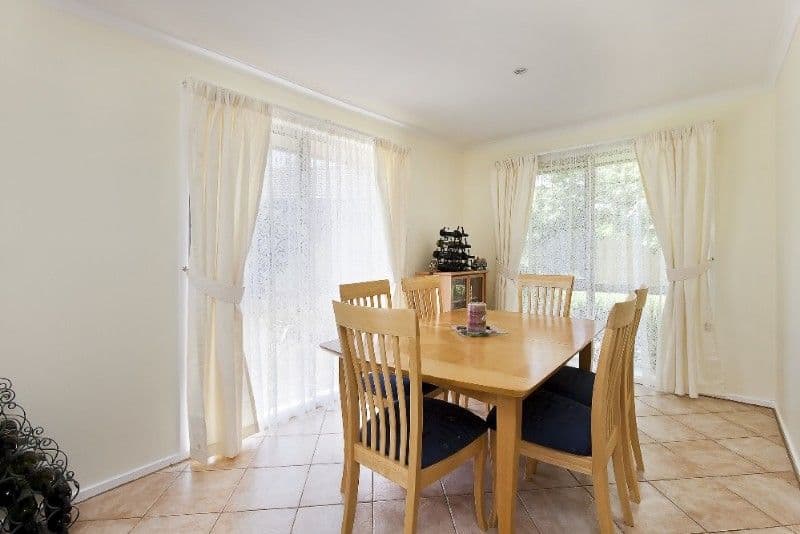 8 Pioneer Court, ROWVILLE VIC 3178, Rowville - Thumbnail 3