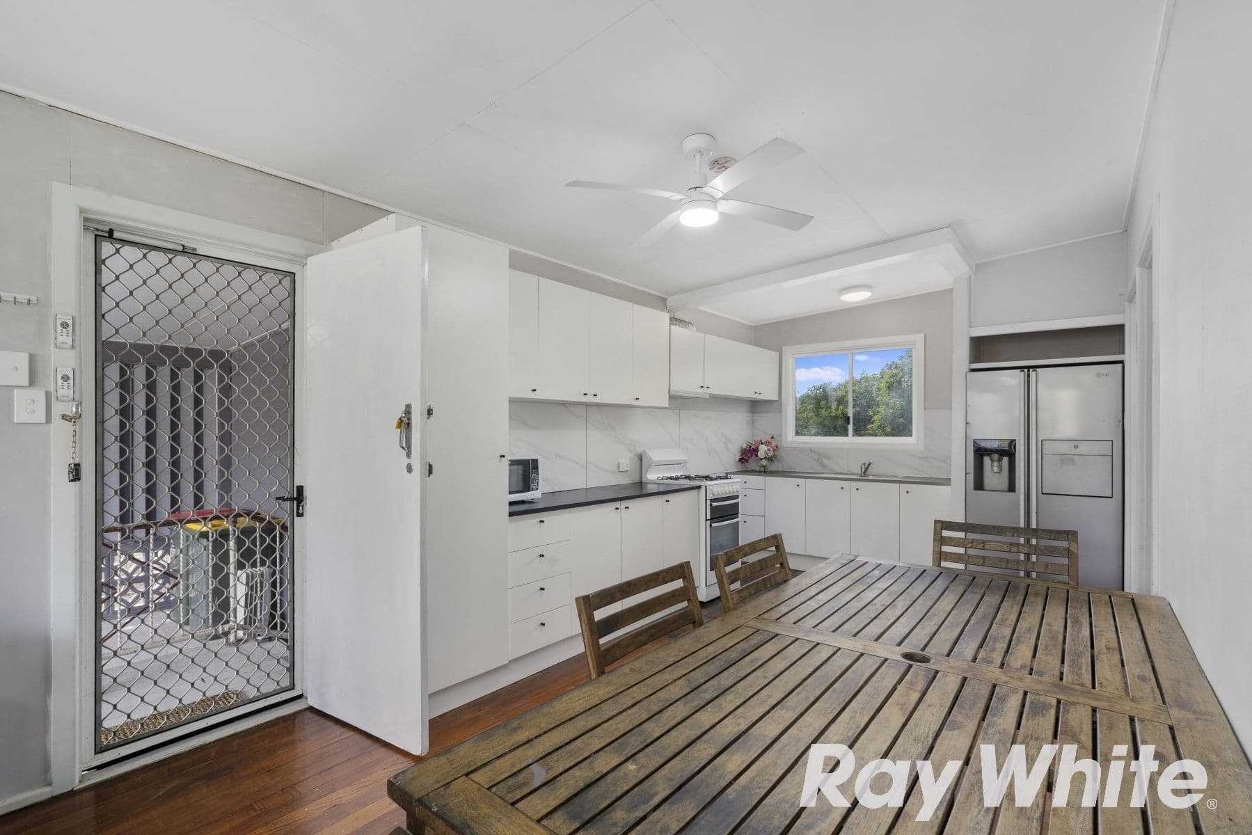 27 Row Street, Kilcoy QLD 4515, Kilcoy - Thumbnail 3