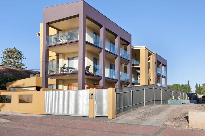 205 Lady Gowrie Drive, LARGS BAY SA 5016, Largs Bay - Image 1