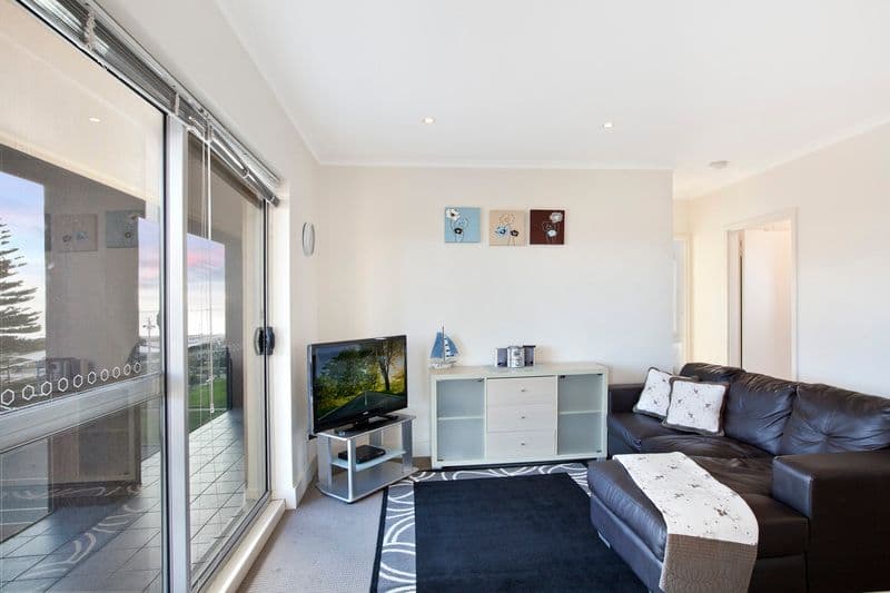 205 Lady Gowrie Drive, LARGS BAY SA 5016, Largs Bay - Thumbnail 3