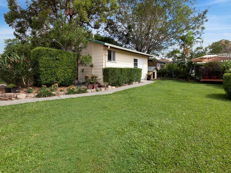 84 Irwin Terrace, OXLEY QLD 4075, Oxley - Thumbnail 2