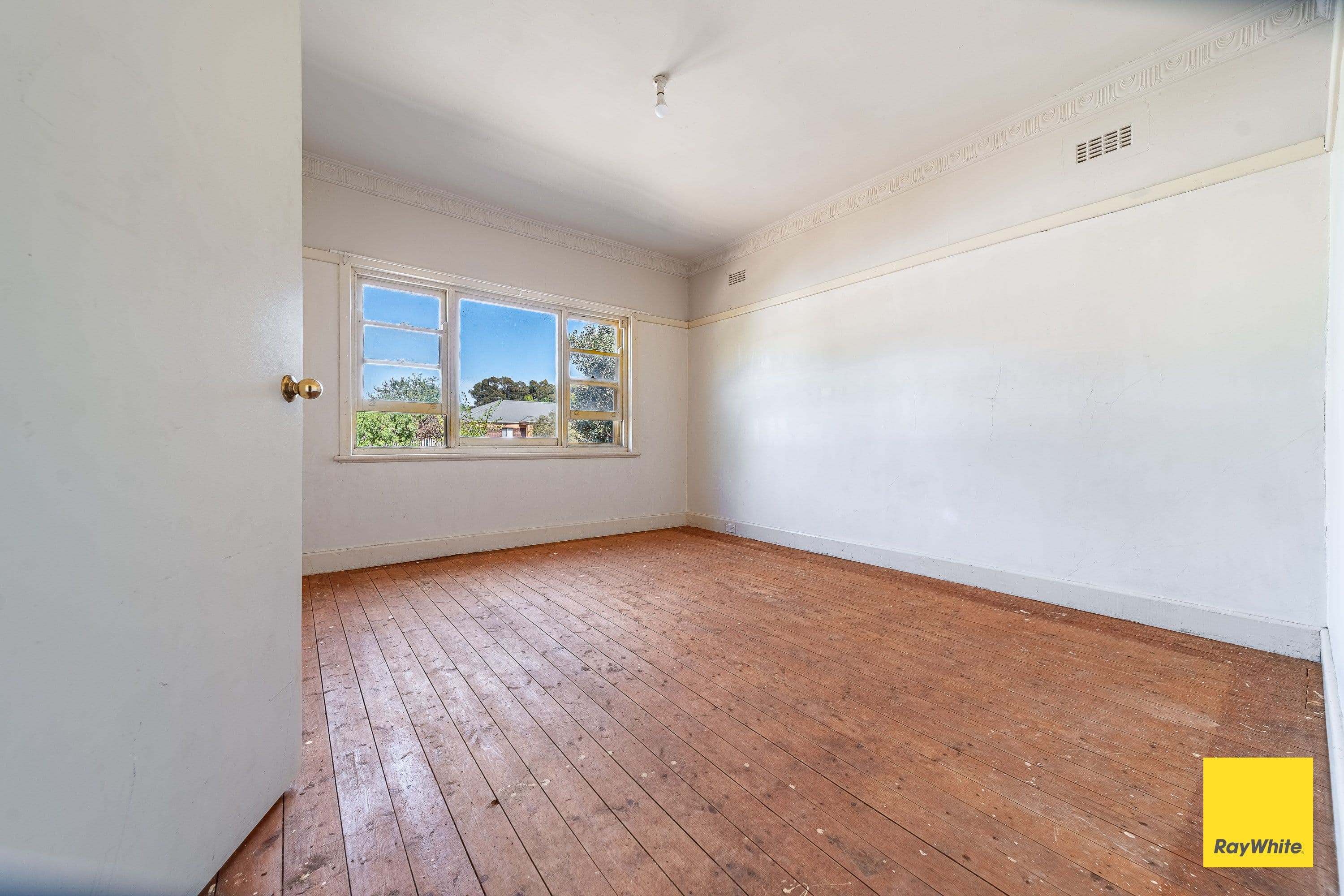 50 Sailors Gully Road, Eaglehawk VIC 3556, Eaglehawk - Thumbnail 3