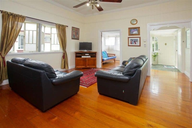 77 Raff Avenue, HOLLAND PARK QLD 4121, Holland Park - Thumbnail 6