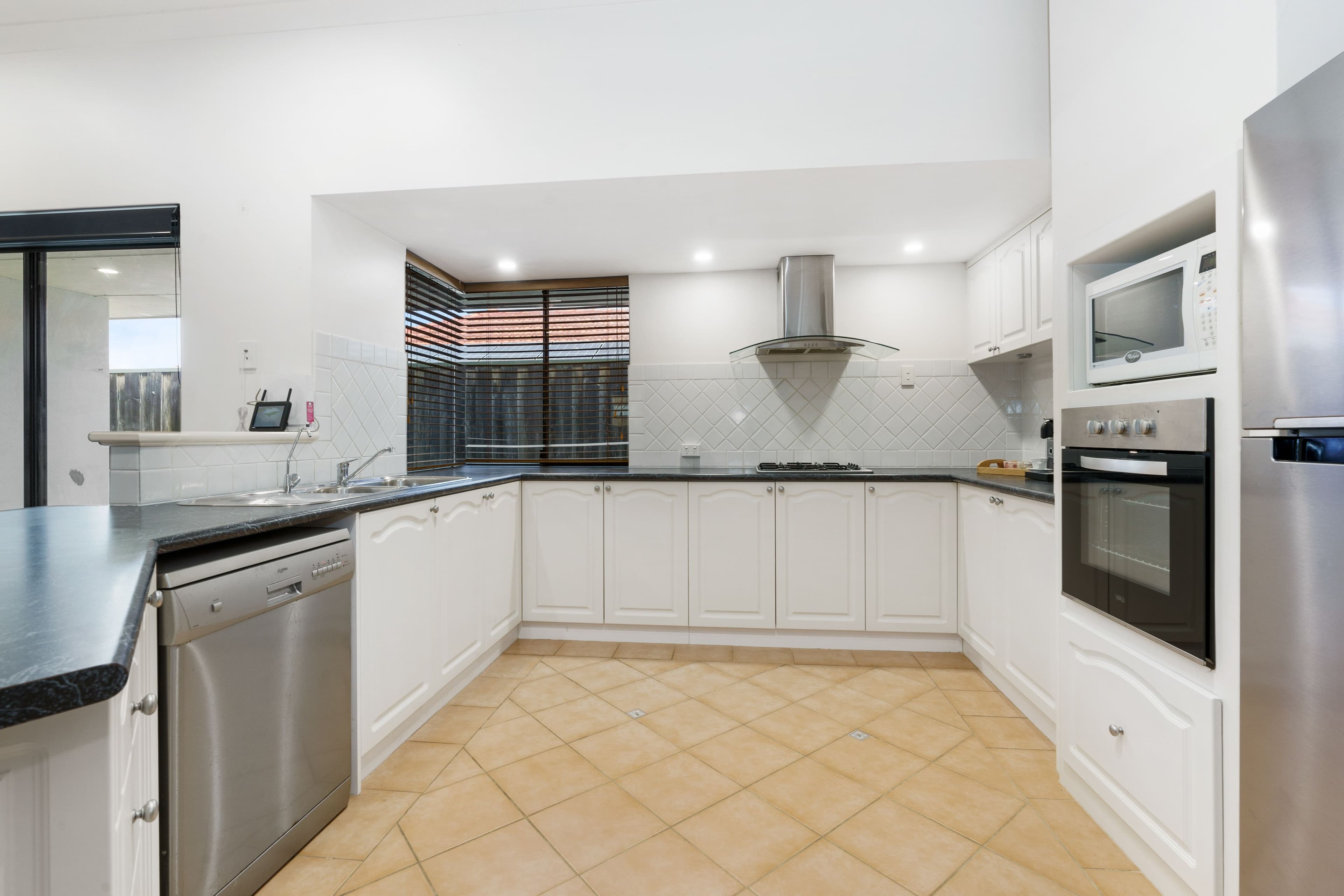 33 Ferndale Corner, Mindarie WA 6030, Mindarie - Thumbnail 8