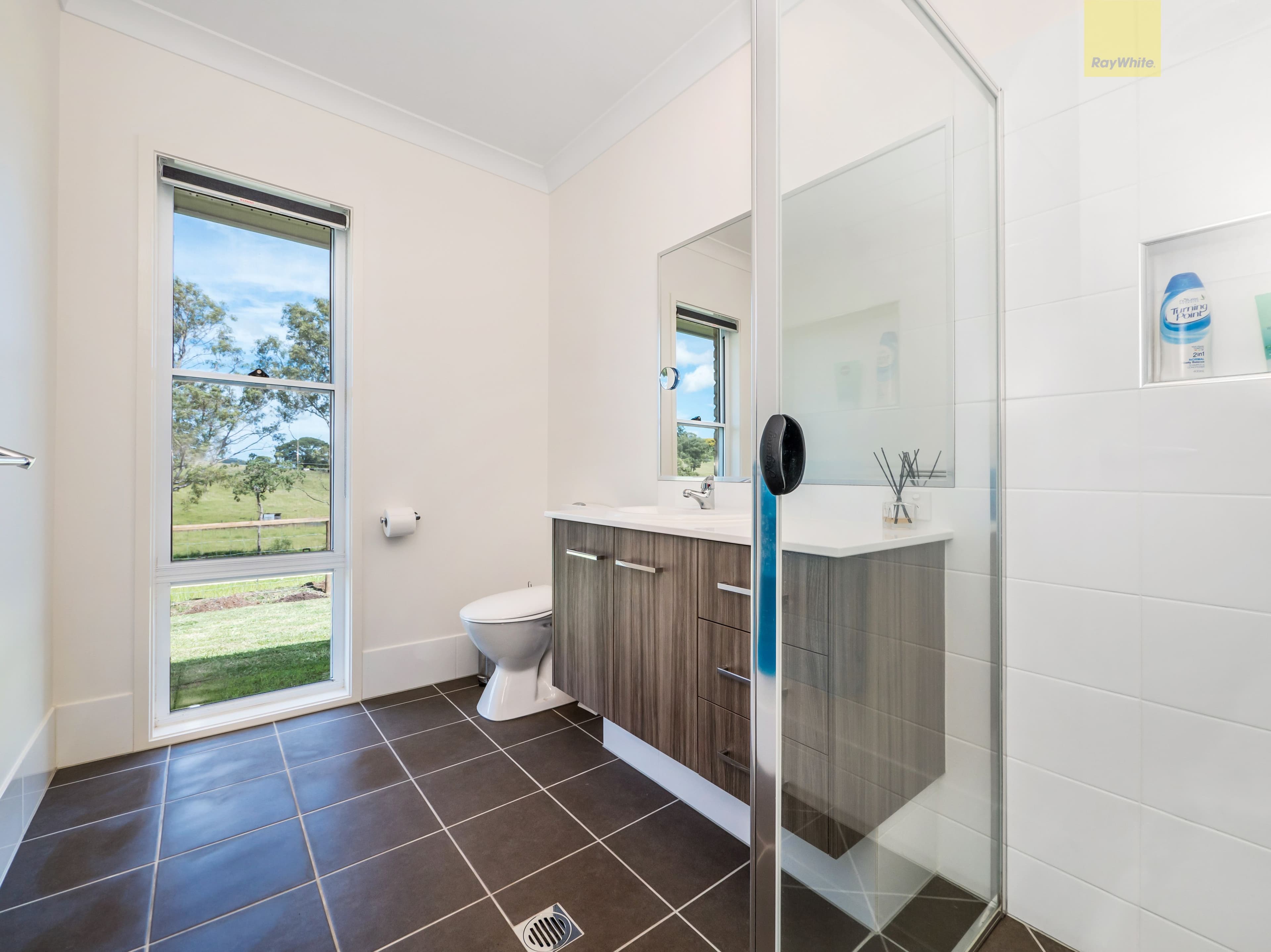 25 Lomandra Avenue, Caniaba - Thumbnail 8