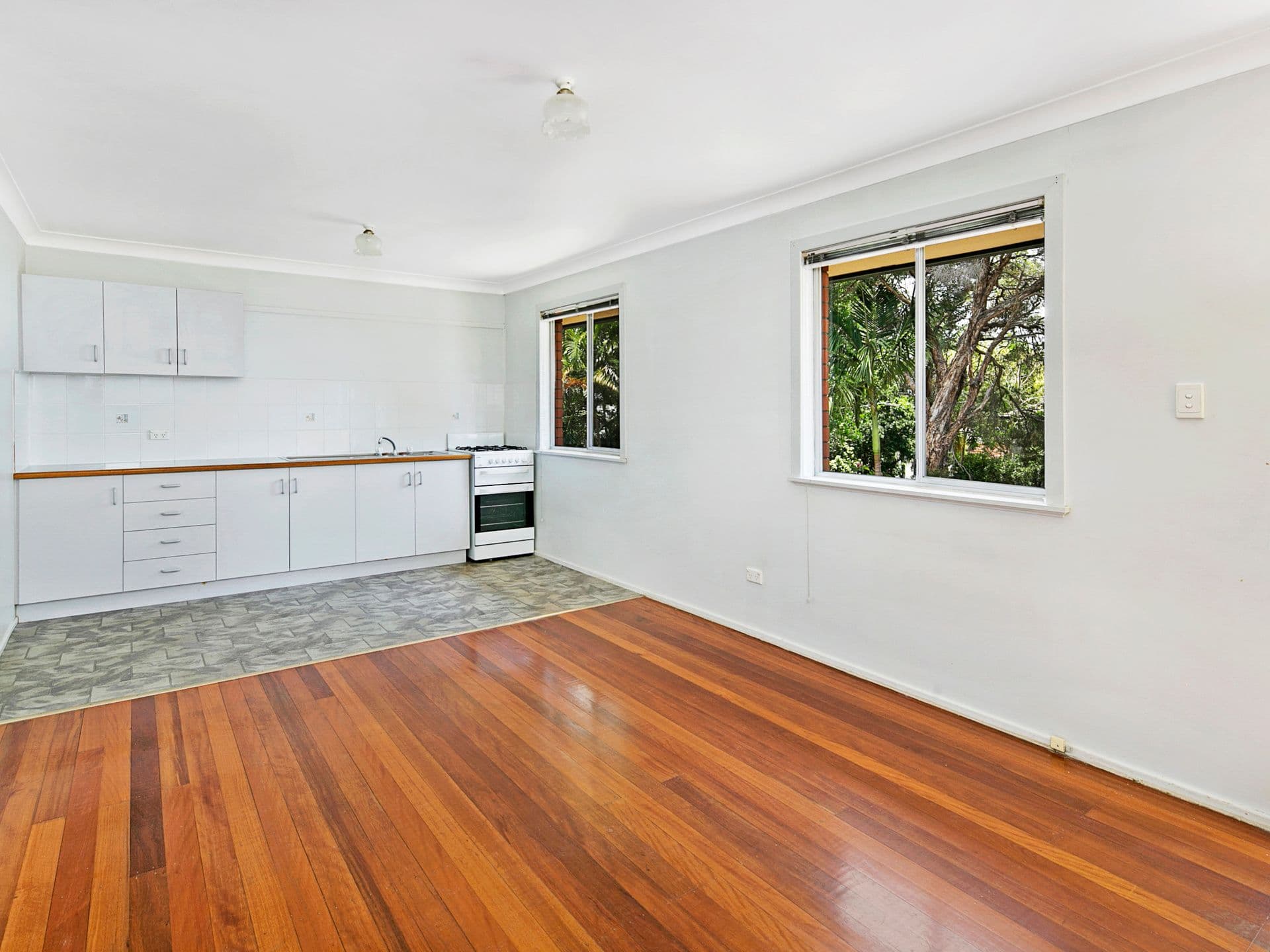 37 Christensen Street, Yeronga QLD 4104, Yeronga - Thumbnail 3