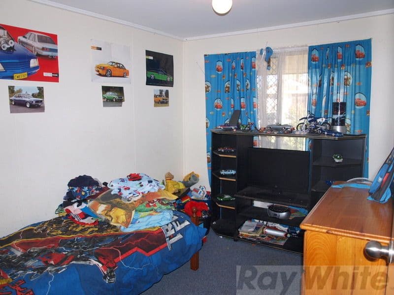 35 Stubbin Street, BUNDAMBA QLD 4304, Bundamba - Thumbnail 4