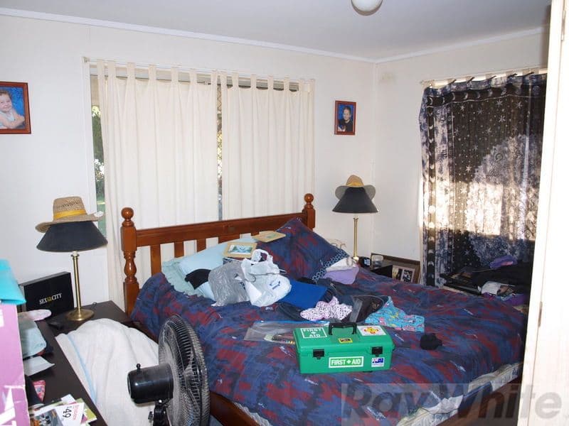35 Stubbin Street, BUNDAMBA QLD 4304, Bundamba - Thumbnail 5