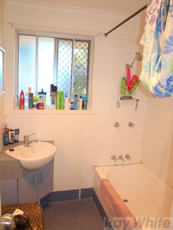 35 Stubbin Street, BUNDAMBA QLD 4304, Bundamba - Thumbnail 7