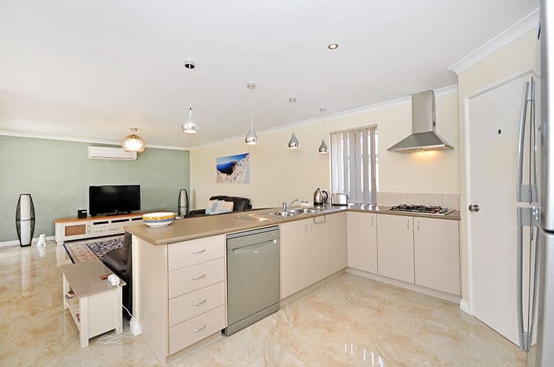 20 Elmridge Parkway, Ellenbrook WA 6069, Ellenbrook - Thumbnail 7
