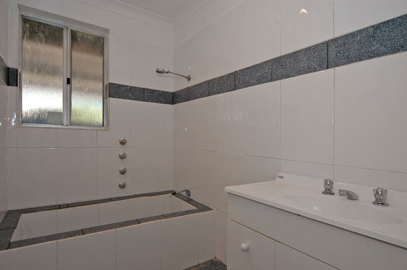 37 Maguire Avenue, BEECHBORO WA 6063, Beechboro - Thumbnail 5