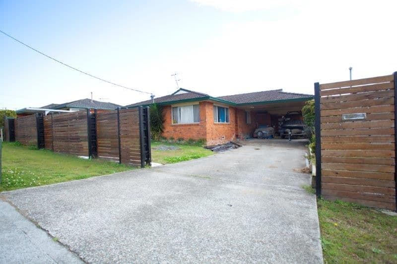 11 McLaughlin Avenue, TAREE NSW 2430, Taree - Image 1