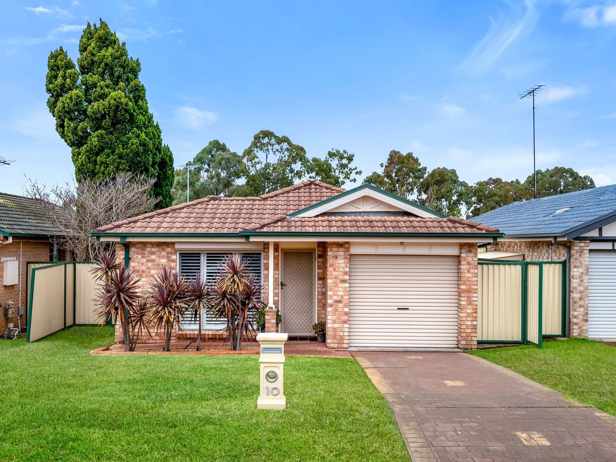 10 Gershwin Crescent, Claremont Meadows NSW 2747, Claremont Meadows - Image 1