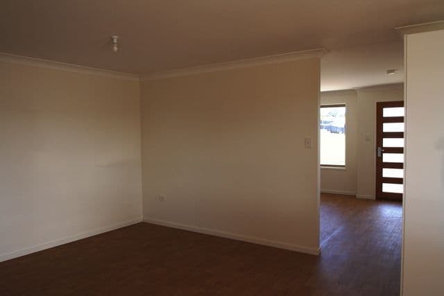 4 Lookout Place, WARWICK QLD 4370, Warwick - Thumbnail 5