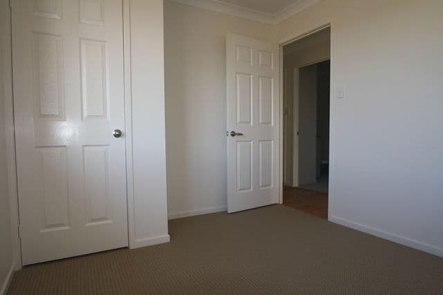 4 Lookout Place, WARWICK QLD 4370, Warwick - Thumbnail 6