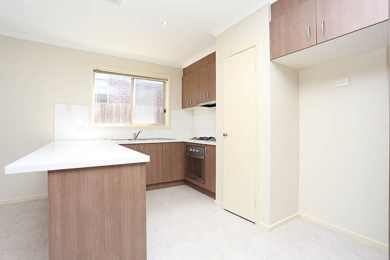 6 Sunnybrae Drive, Mernda VIC 3754, Mernda - Thumbnail 2