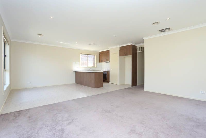 6 Sunnybrae Drive, Mernda VIC 3754, Mernda - Thumbnail 4