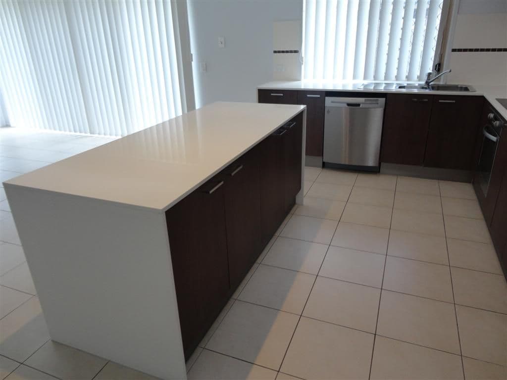 49 Lady Penrhyn Drive, ELI WATERS QLD 4655, Eli Waters - Thumbnail 5